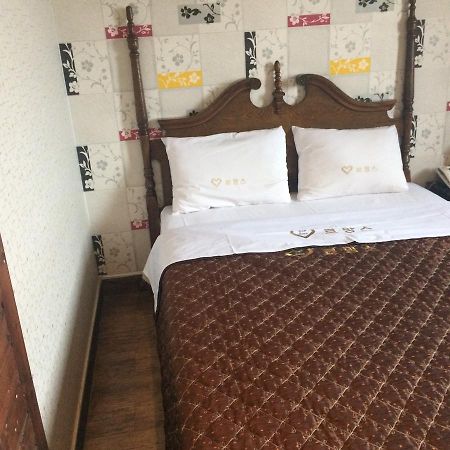 Romance Hotel Chungju Extérieur photo